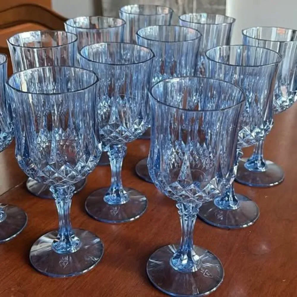 Set of 11 Blue Acrylic Diamond Pattern Wine Goblets